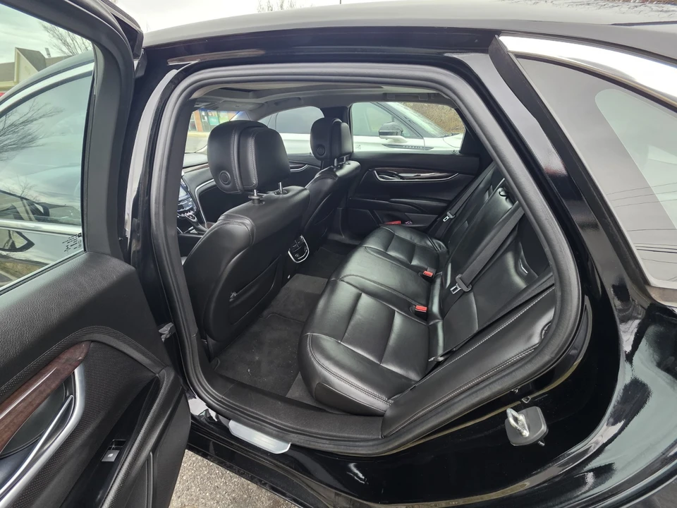 2013 Cadillac XTS - Image 10 of 12