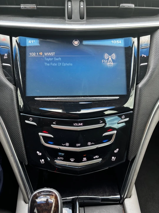 2013 Cadillac XTS - Image 10 of 11