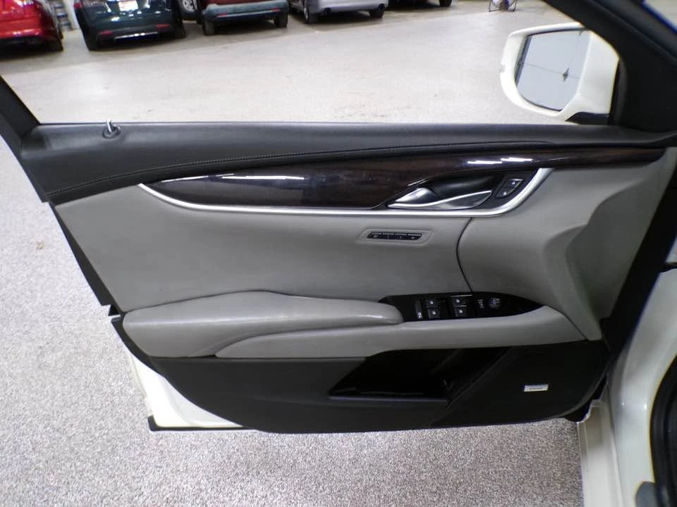 2013 Cadillac XTS - Image 11 of 20
