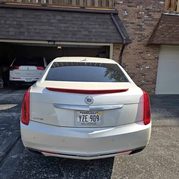 2013 Cadillac XTS Luxury Sedan 4D