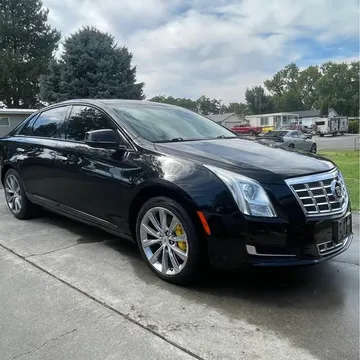 2013 Cadillac XTS Luxury Sedan 4D