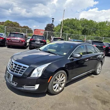 2013 Cadillac XTS Platinum Sedan 4D