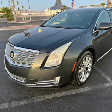 2013 Cadillac XTS Platinum Sedan 4D