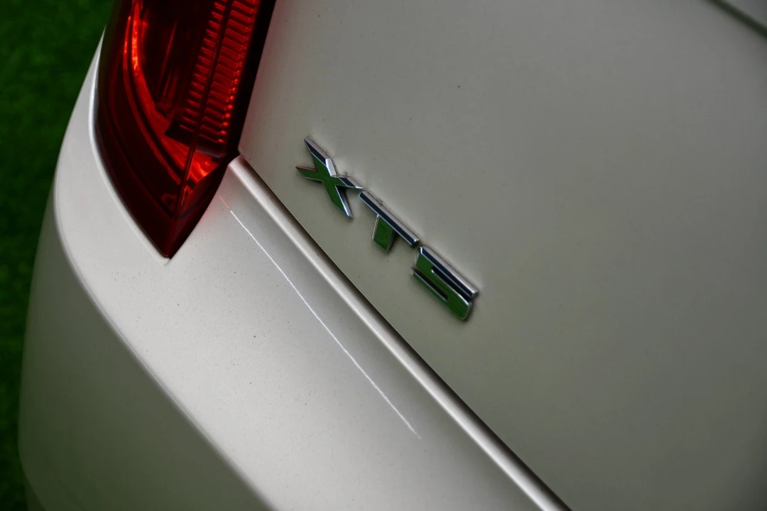 2013 Cadillac XTS - Image 10 of 21