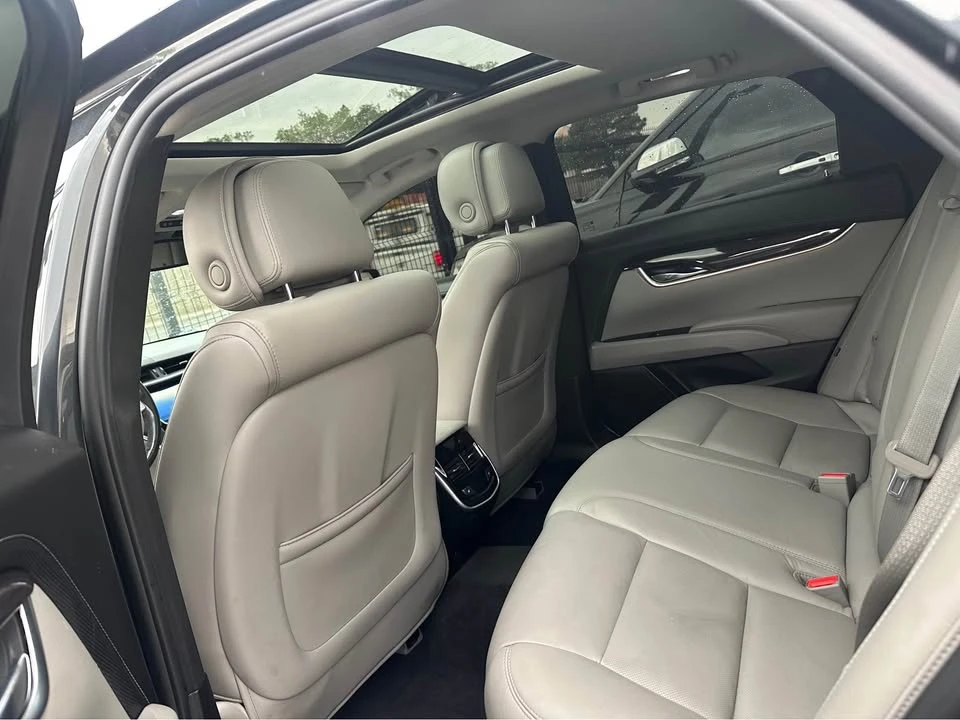 2013 Cadillac XTS - Image 8 of 10