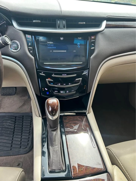 2013 Cadillac XTS - Image 18 of 19