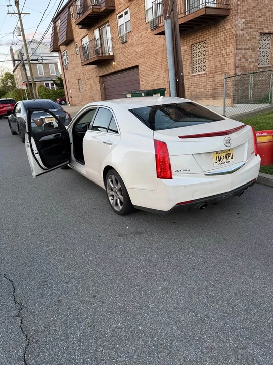 2013 Cadillac CT4 - Image 4 of 8