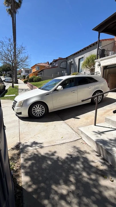 2013 Cadillac CTS 2nd Gen - Image 2 of 2
