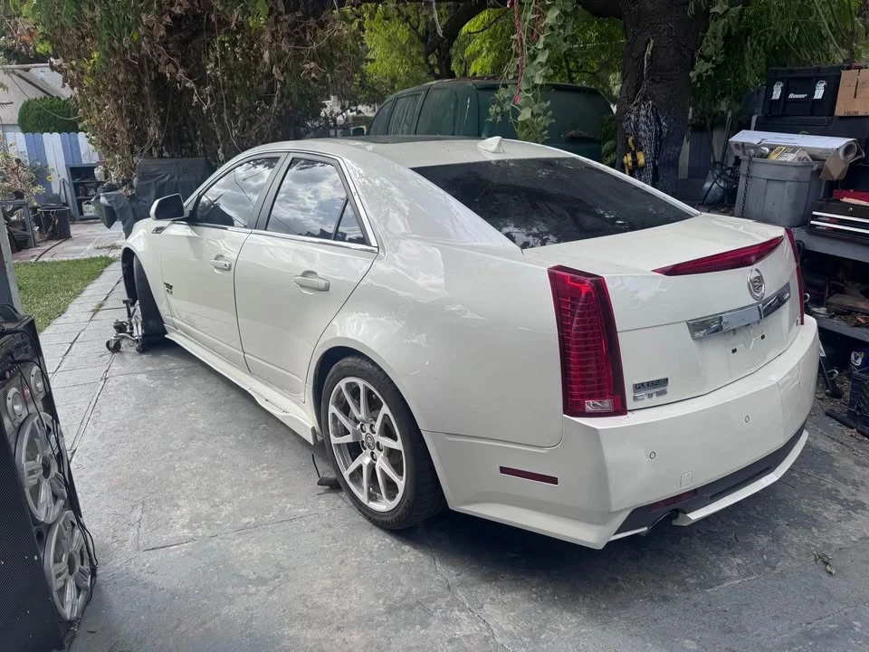 2013 Cadillac CTS-V 2nd Gen - Image 2 of 3