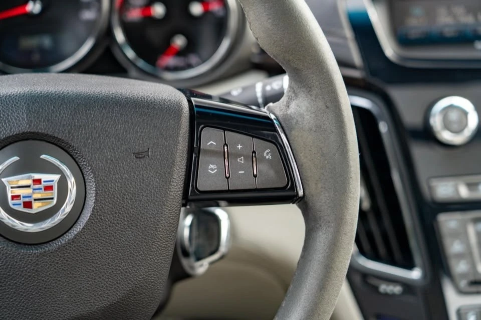 2013 Cadillac CTS-V 2nd Gen - Image 17 of 20