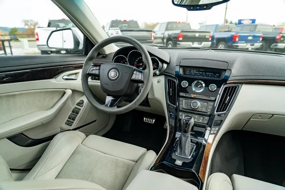 2013 Cadillac CTS-V 2nd Gen - Image 16 of 20