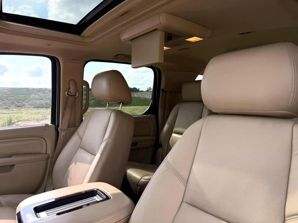2013 Cadillac Escalade & EXT 3rd Gen - Image 11 of 20