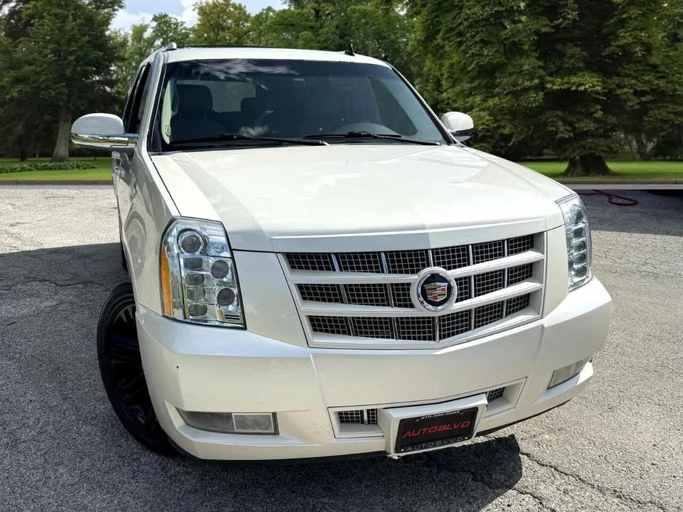 2013 Cadillac Escalade & EXT 3rd Gen - Image 4 of 20