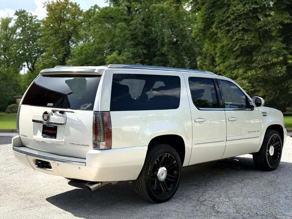 2013 Cadillac Escalade & EXT 3rd Gen - Image 7 of 20