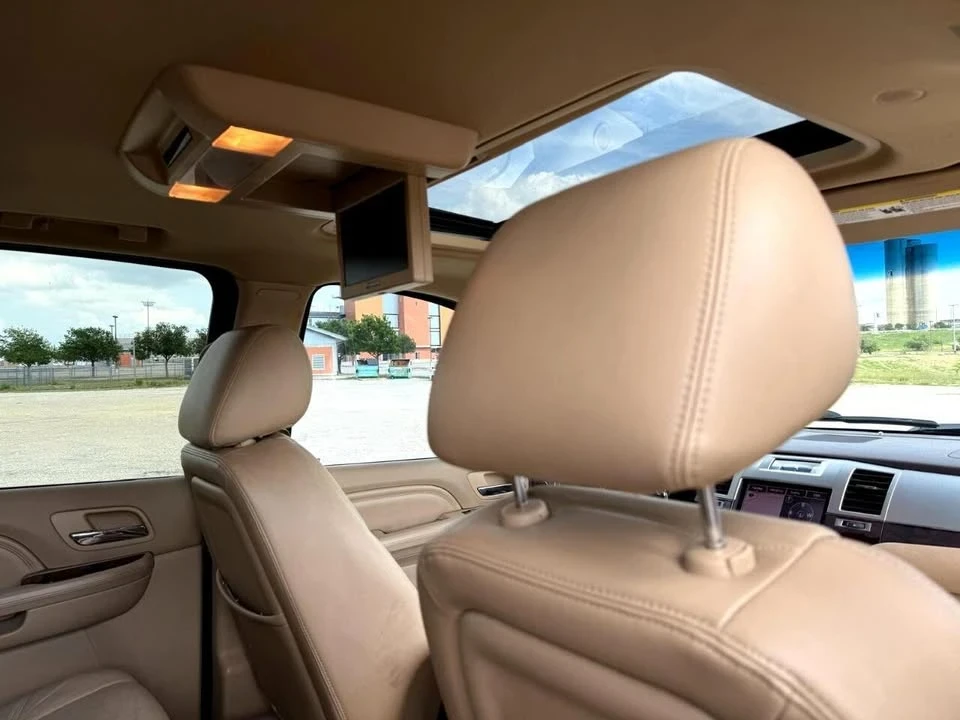 2013 Cadillac Escalade & EXT 3rd Gen - Image 18 of 20