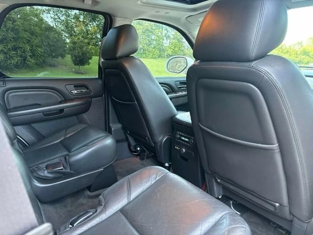 2013 Cadillac Escalade & EXT 3rd Gen - Image 19 of 20