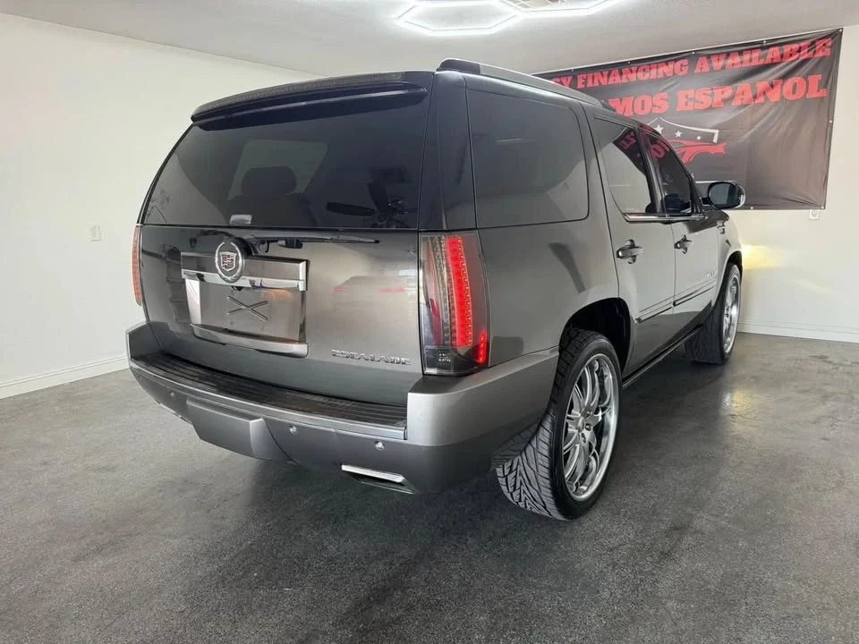 2013 Cadillac Escalade & EXT 3rd Gen - Image 8 of 19