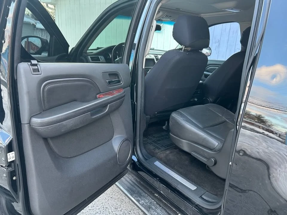 2013 Cadillac Escalade & EXT 3rd Gen - Image 11 of 15