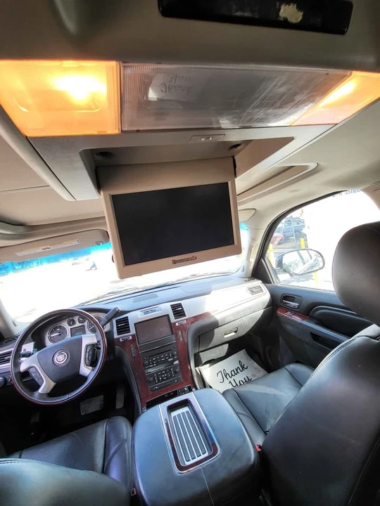 2013 Cadillac Escalade & EXT 3rd Gen - Image 8 of 15