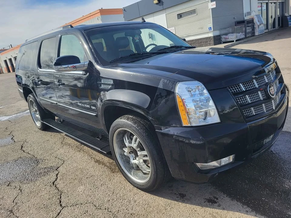 2013 Cadillac Escalade & EXT 3rd Gen - Image 15 of 15