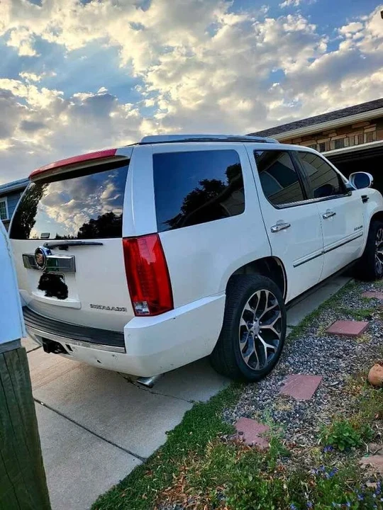 2013 Cadillac Escalade & EXT 3rd Gen - Image 4 of 6