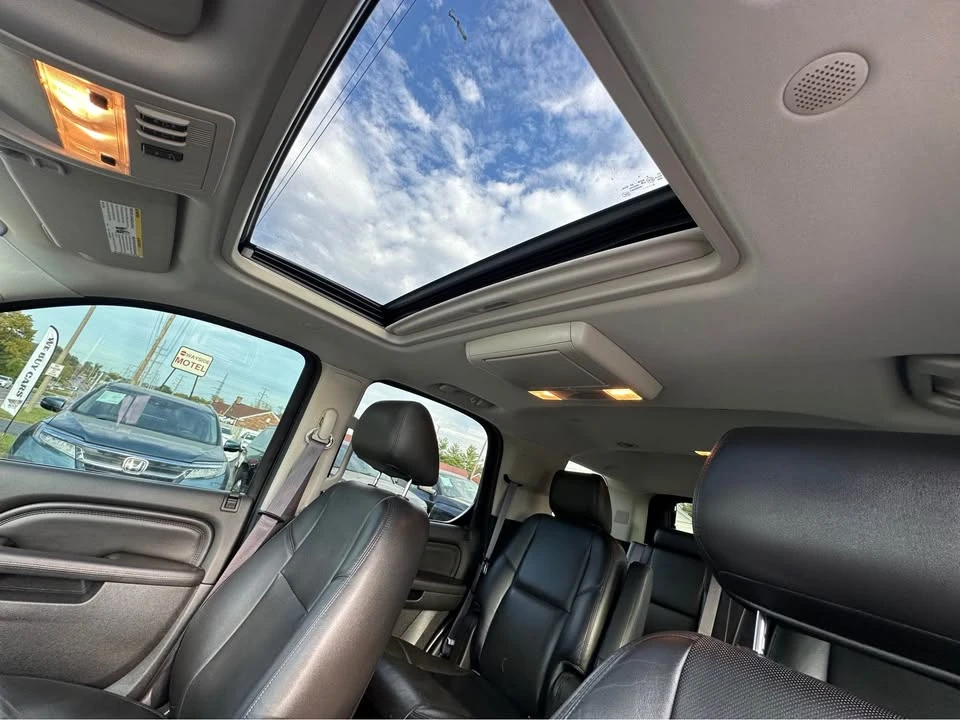 2013 Cadillac Escalade & EXT 3rd Gen - Image 16 of 17