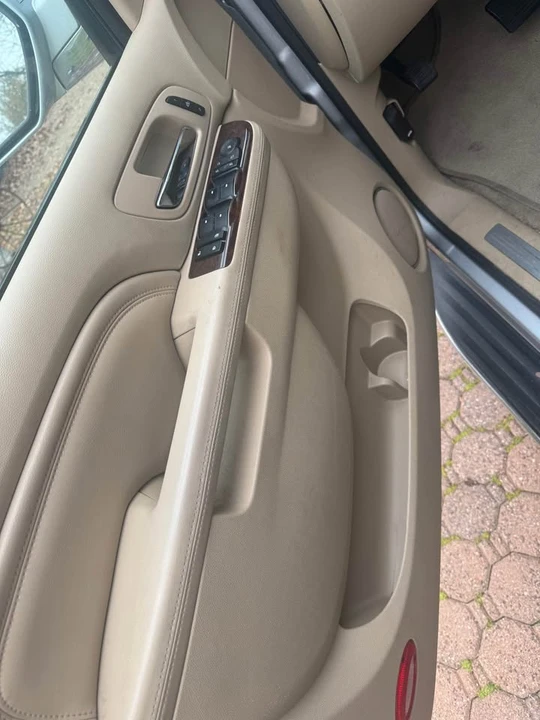 2013 Cadillac Escalade & EXT 3rd Gen - Image 16 of 18
