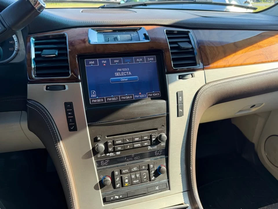 2013 Cadillac Escalade & EXT 3rd Gen - Image 15 of 20