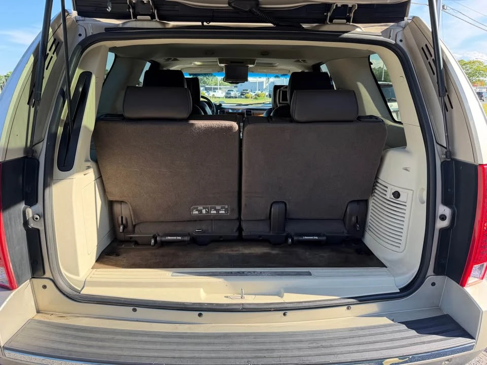 2013 Cadillac Escalade & EXT 3rd Gen - Image 19 of 20