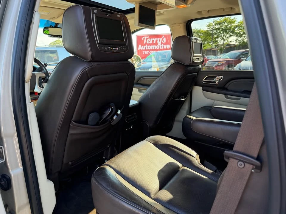 2013 Cadillac Escalade & EXT 3rd Gen - Image 17 of 20