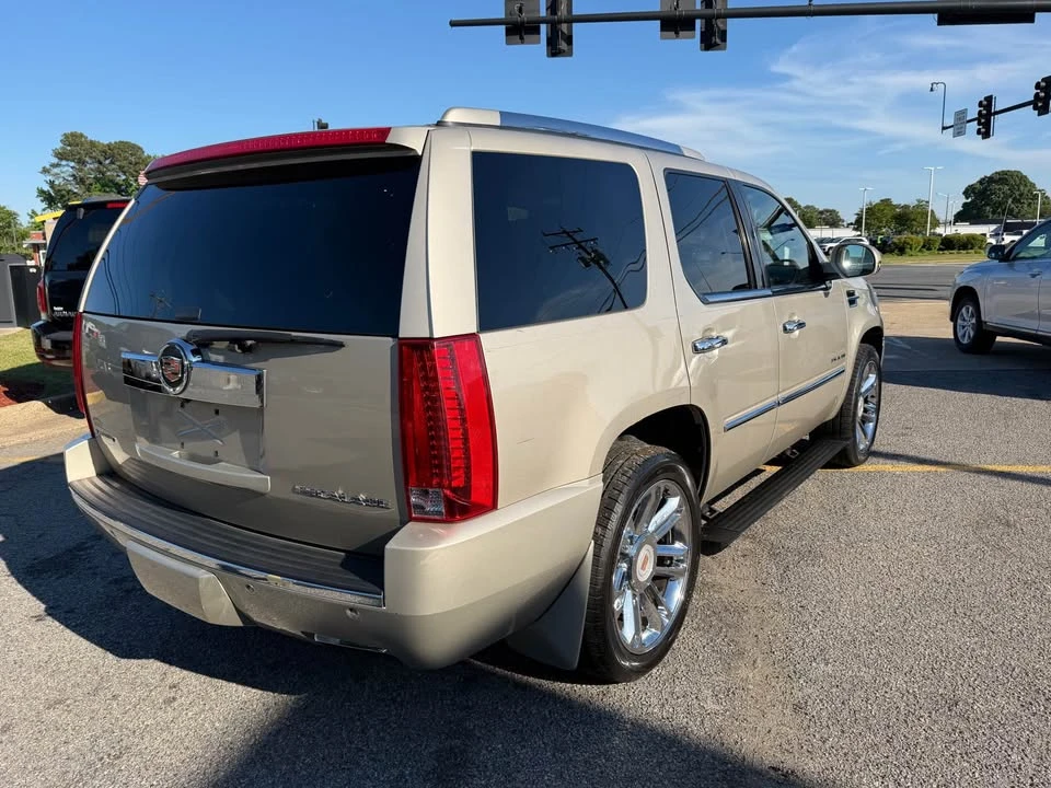 2013 Cadillac Escalade & EXT 3rd Gen - Image 4 of 20