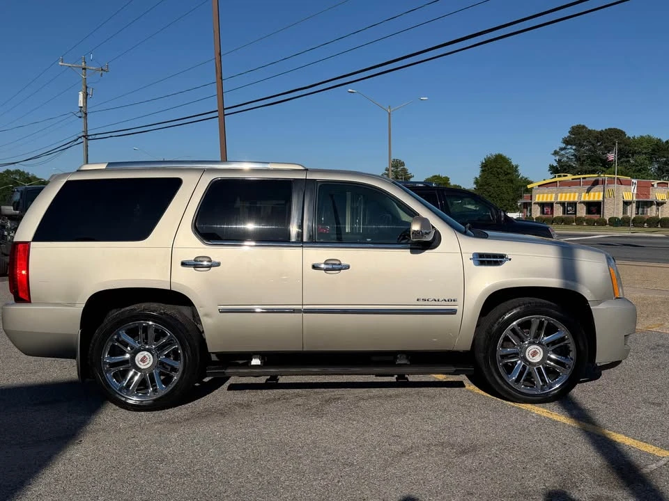 2013 Cadillac Escalade & EXT 3rd Gen - Image 5 of 20