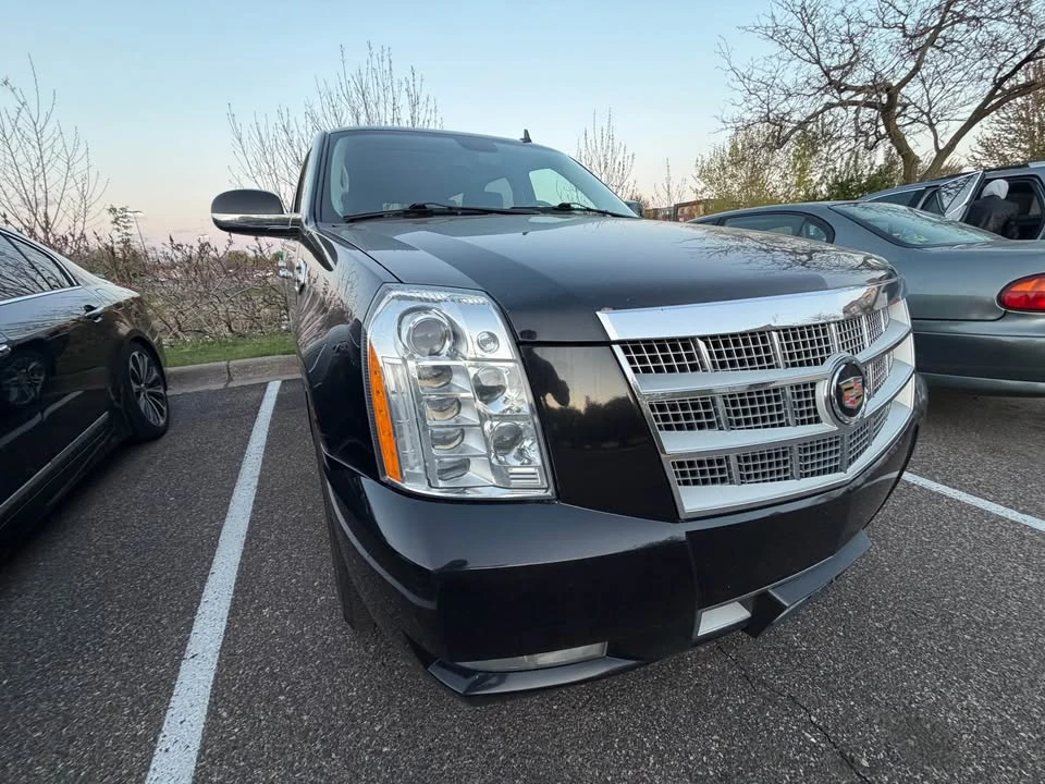 2013 Cadillac Escalade & EXT 3rd Gen - Image 10 of 13