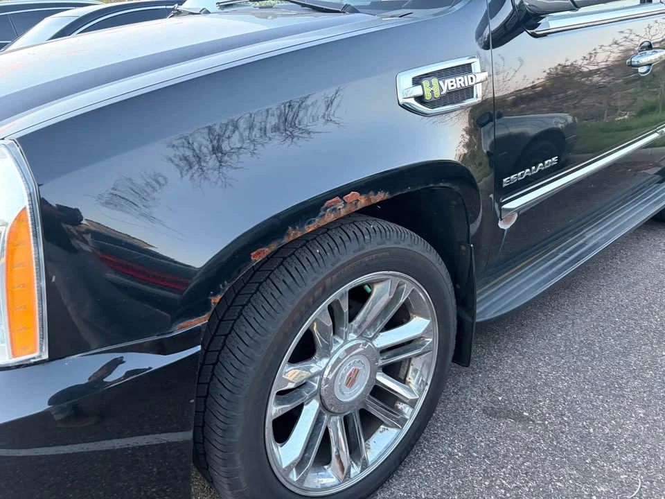 2013 Cadillac Escalade & EXT 3rd Gen - Image 5 of 13