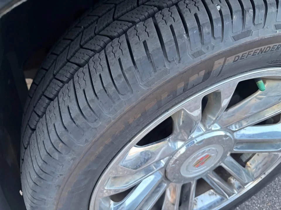 2013 Cadillac Escalade & EXT 3rd Gen - Image 4 of 13