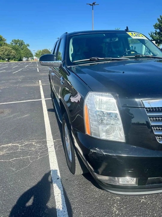 2013 Cadillac Escalade & EXT 3rd Gen - Image 10 of 12