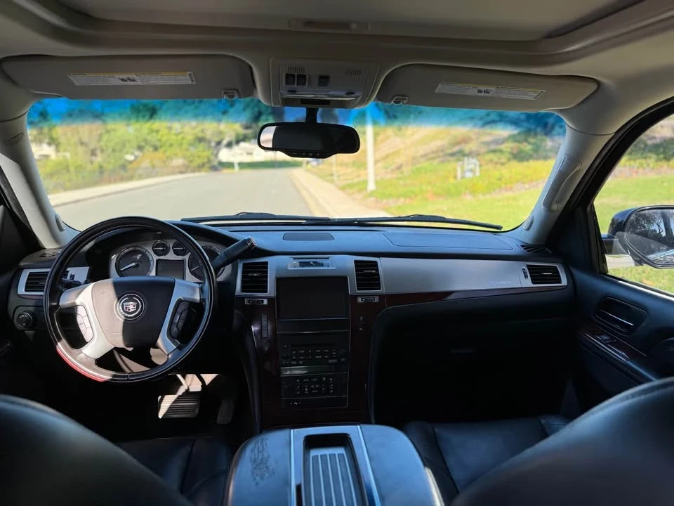2013 Cadillac Escalade & EXT 3rd Gen - Image 10 of 17