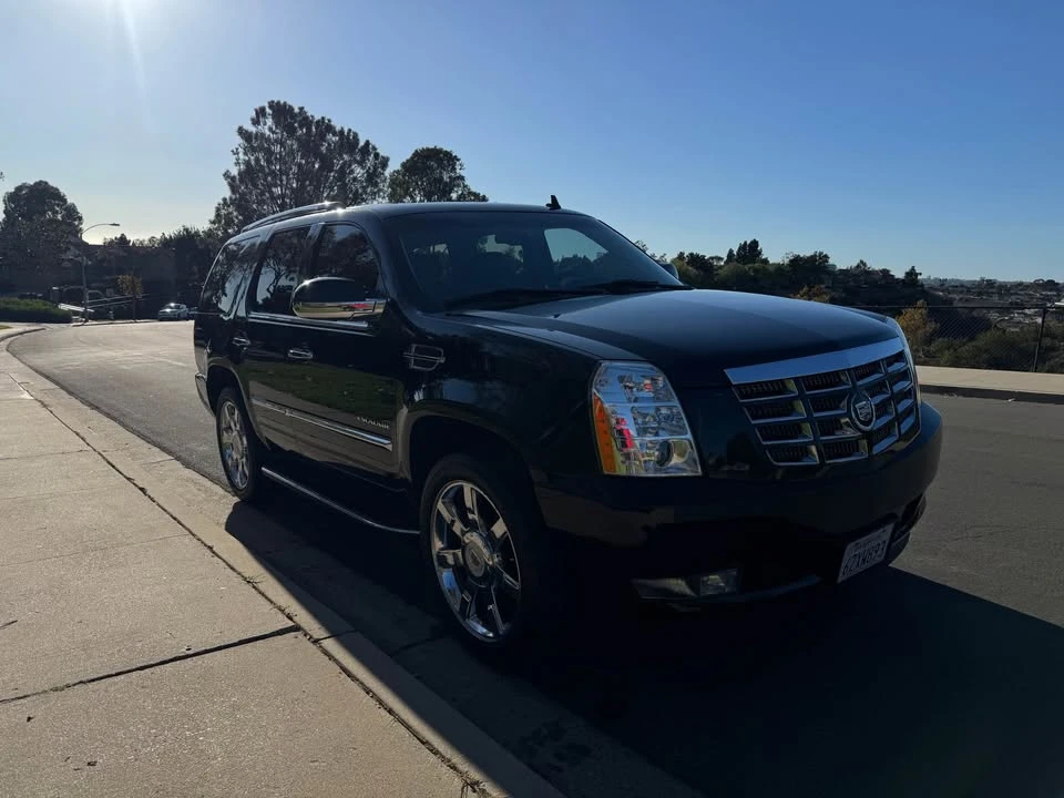 2013 Cadillac Escalade & EXT 3rd Gen - Image 3 of 14