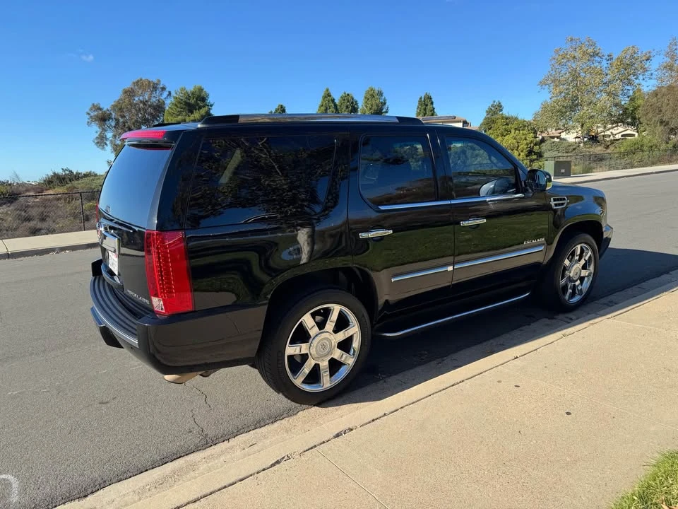 2013 Cadillac Escalade & EXT 3rd Gen - Image 4 of 14