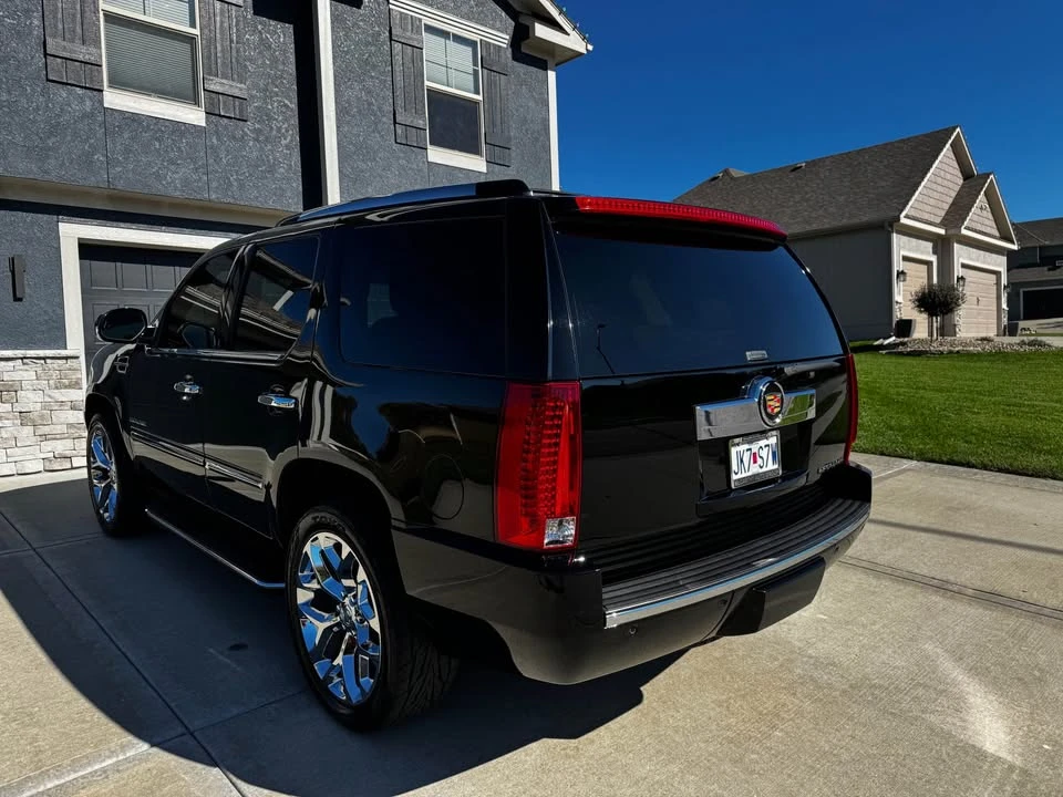 2013 Cadillac Escalade & EXT 3rd Gen - Image 4 of 18
