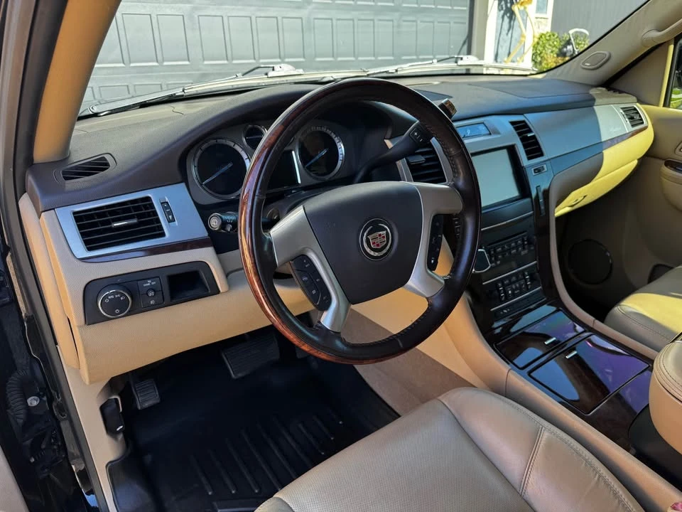 2013 Cadillac Escalade & EXT 3rd Gen - Image 15 of 18