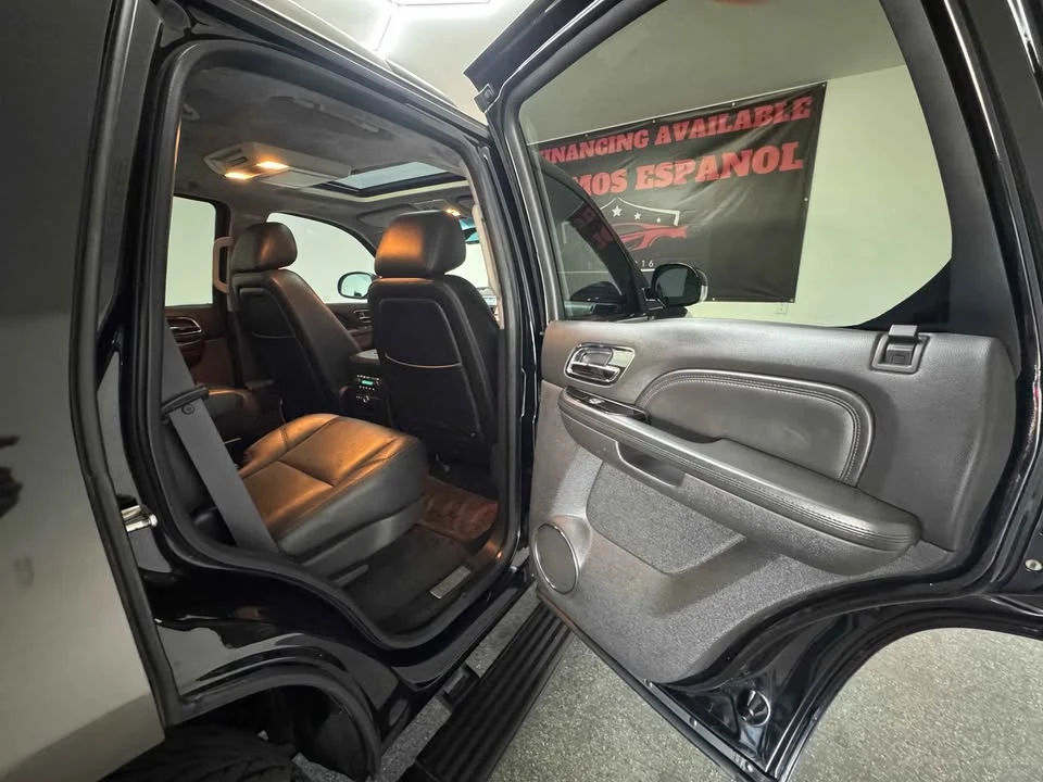 2013 Cadillac Escalade & EXT 3rd Gen - Image 16 of 18