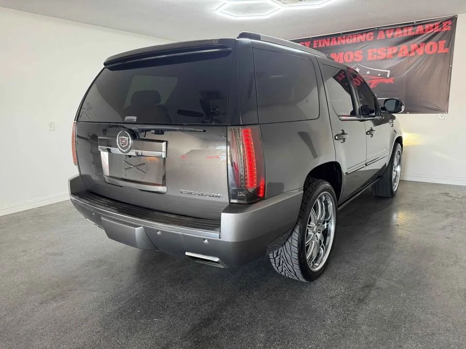 2013 Cadillac Escalade & EXT 3rd Gen - Image 5 of 18