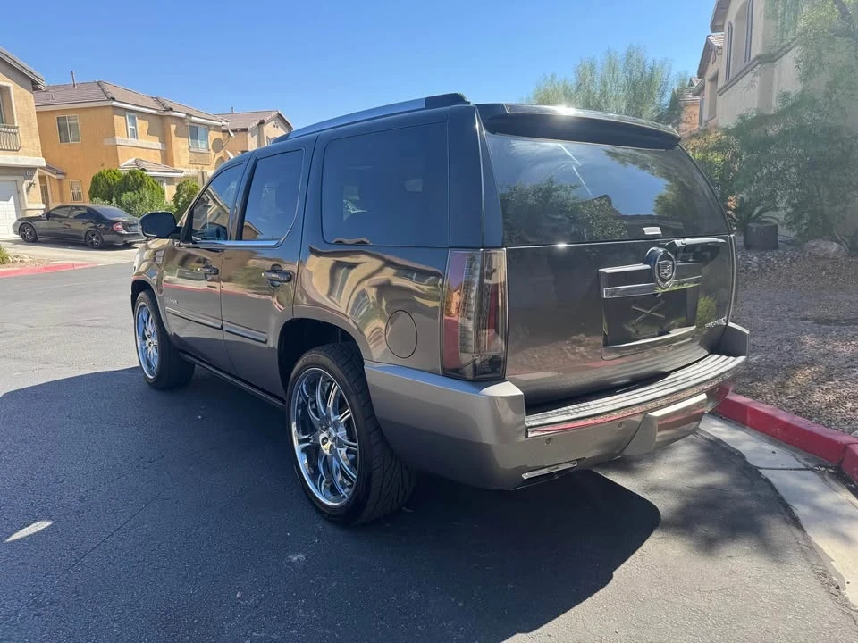 2013 Cadillac Escalade & EXT 3rd Gen - Image 5 of 19