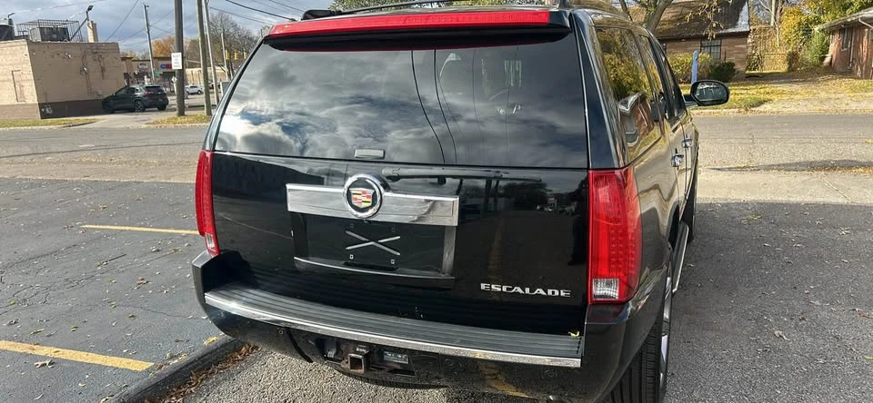 2013 Cadillac Escalade & EXT 3rd Gen - Image 8 of 14