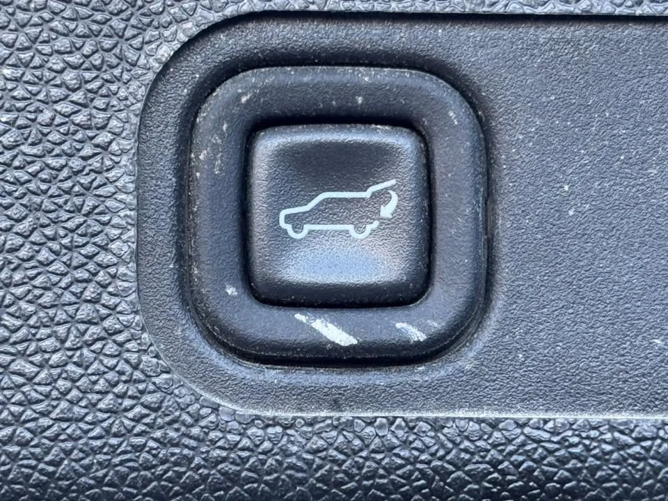 2013 Cadillac Escalade & EXT 3rd Gen - Image 11 of 20
