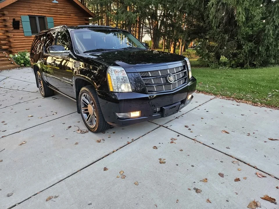 2013 Cadillac Escalade & EXT 3rd Gen - Image 4 of 18