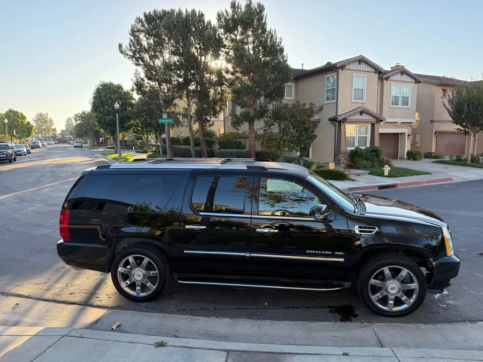 2013 Cadillac Escalade & EXT 3rd Gen - Image 6 of 19