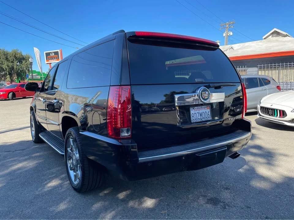 2013 Cadillac Escalade & EXT 3rd Gen - Image 5 of 11