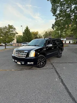 2013 Cadillac Escalade ESV Platinum Edition
